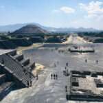Teotihuacan, Třída mrtvých a Pyramida Slunce