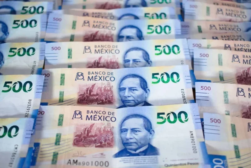 Mexické bankovky v hodnotě 500 pesos